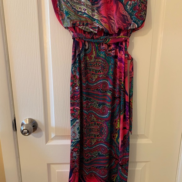 Hot Pink and Multi/Color Arden B Fitted Midi Dress - Picture 3 of 12